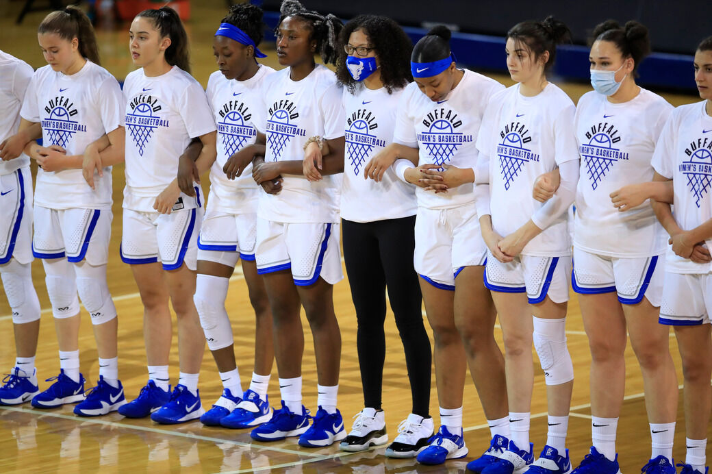 UB 82, Bowling Green 74